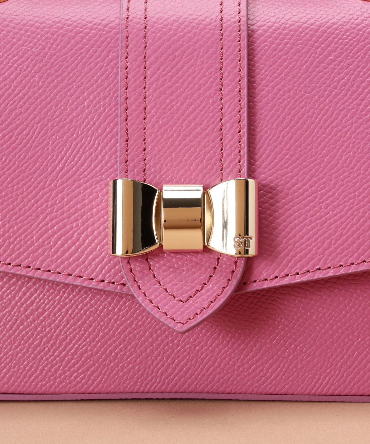 Samantha Thavasa「リボンモチーフ スクエアショルダーバッグ」|ショルダー・メッセンジャー|