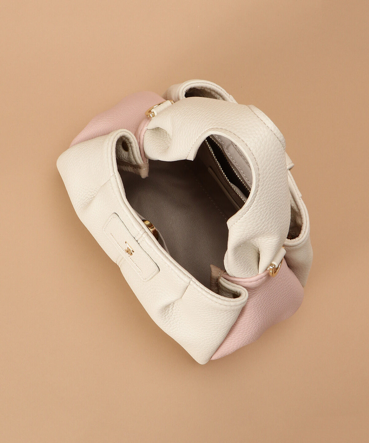 Samantha Thavasa「タックワンハンドルバッグ 小サイズ」|ハンドバッグ|