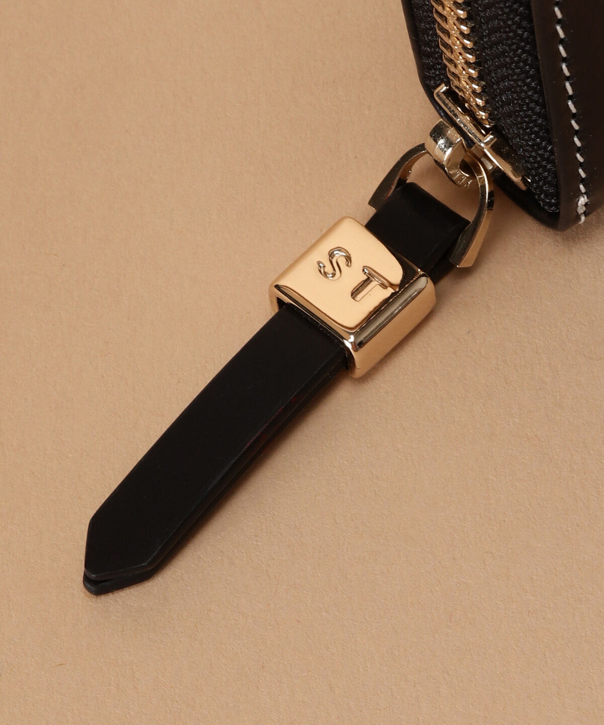 Samantha Thavasa「ステッチデザイン 長財布」|財布|