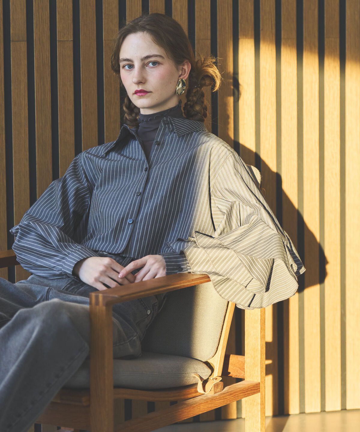 アンドクチュール「ストライプアシメフリルクロップドシャツ」|シャツ・ブラウス|