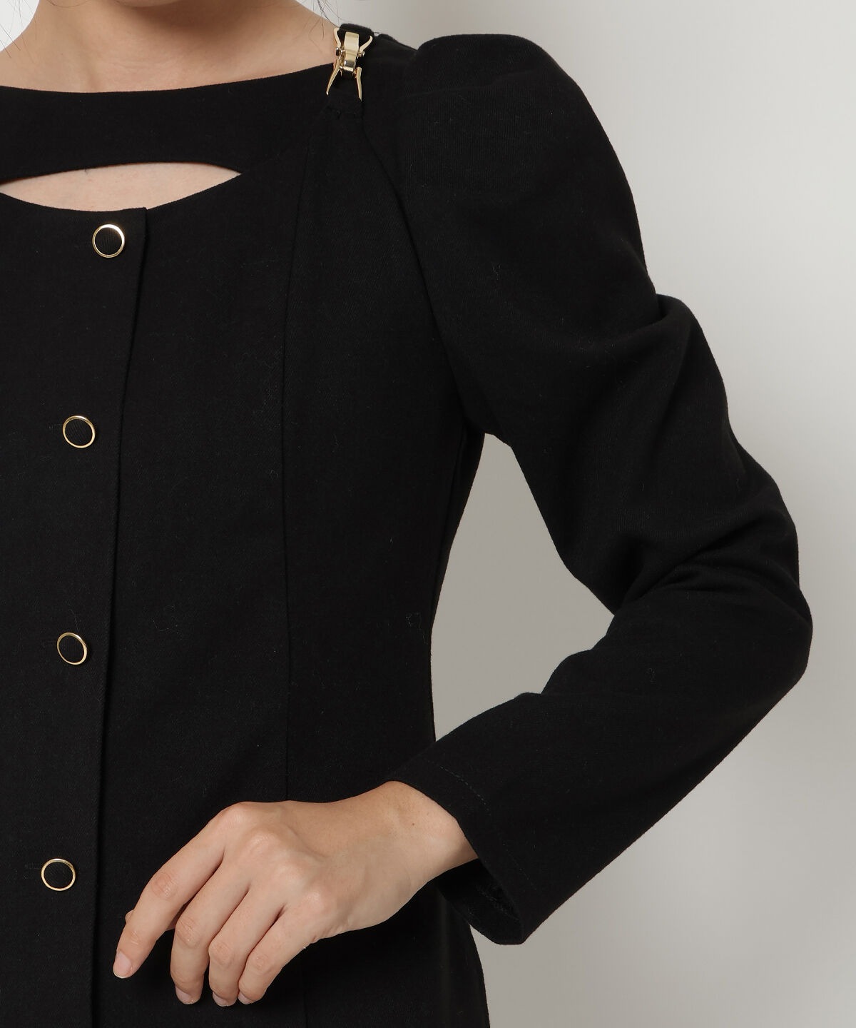 REDYAZEL「デコルテデザインパワショルミニワンピース」|ワンピース|