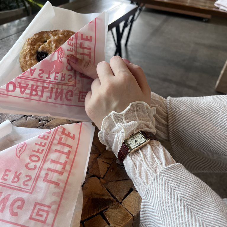 MATOW「〈MATOW (マトウ)〉Tsuki 朧月-おぼろづき- ｽｸｴｱ ﾛｰｽﾞｺﾞｰﾙﾄﾞ ﾚｻﾞｰ」|腕時計|