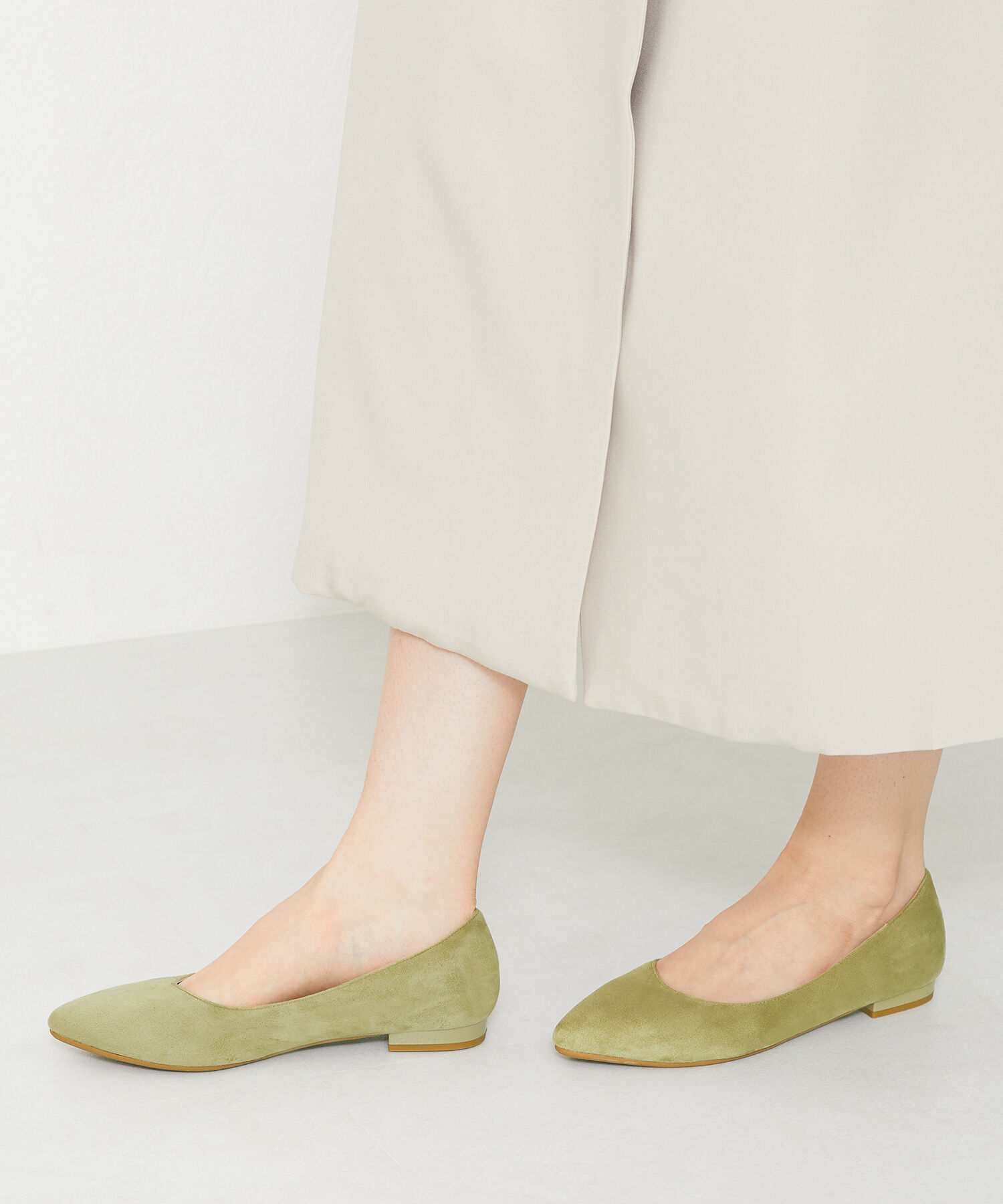 ORiental TRaffic「【跳べるパンプス/シリーズ累計１５０万足突破】プレーン フラット ヒール/R-3212 パンプス」|パンプス|