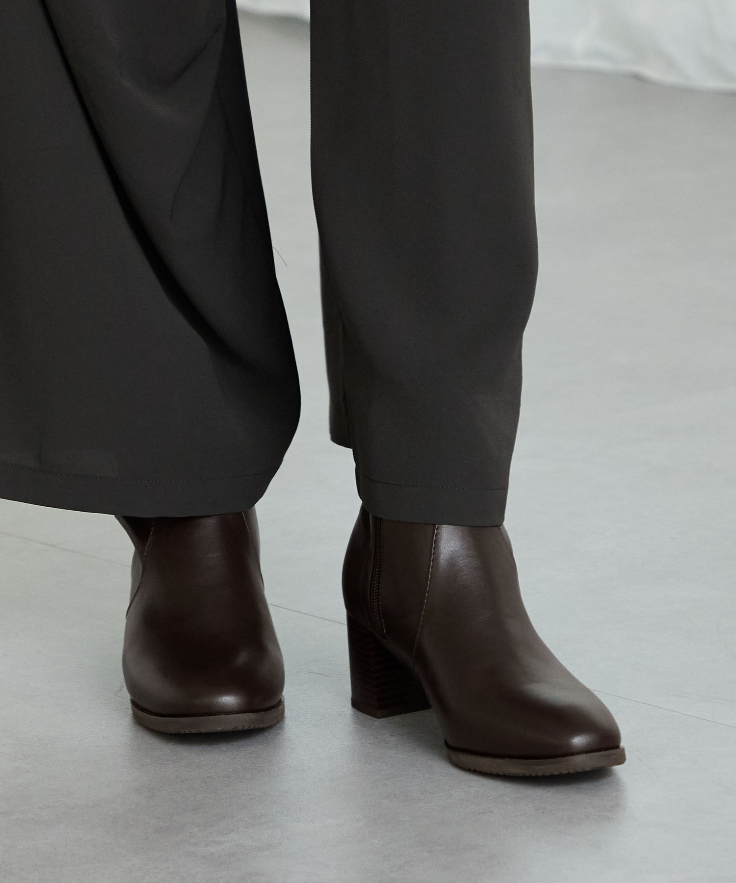 ORiental TRaffic「【 美脚 】 チャンキー ヒール ミドル ブーツ/31408 ヒール6ｃｍ 太ヒール 定番人気」|ショートブーツ|