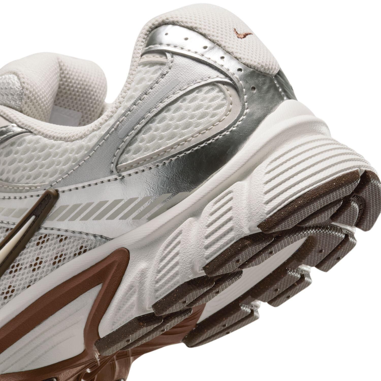 NIKE「【NIKE】W V5 RNR」|スニーカー|