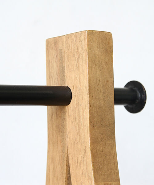  「ソフトヴィンテージ調 ハンガーラック」|トイレタリー・ランドリーグッズ|