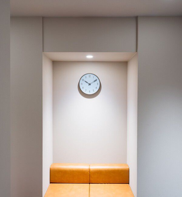 Style for Living「＜Arne Jacobsen＞WALL CLOCK STATION ROYAL BLUE 290」|ステーショナリー|