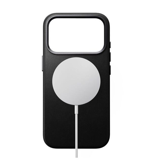 BEAMS「NOMAD / Traditional Leather Case iPhone17 Pro ケース」|モバイルケース|