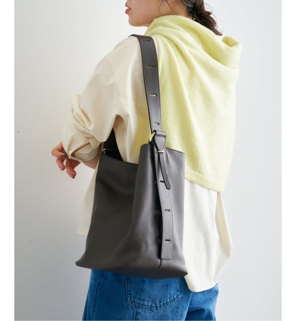 U by SPICK&SPAN「《予約》【AULENTTI / オウレンティ】 ショルダーBAG」|ショルダー・メッセンジャー|