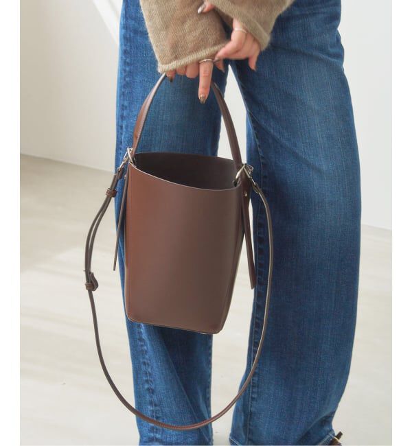  「《WEB限定》&MyuQ /アンドミューク LIBER」|ショルダー・メッセンジャー|ブラウン