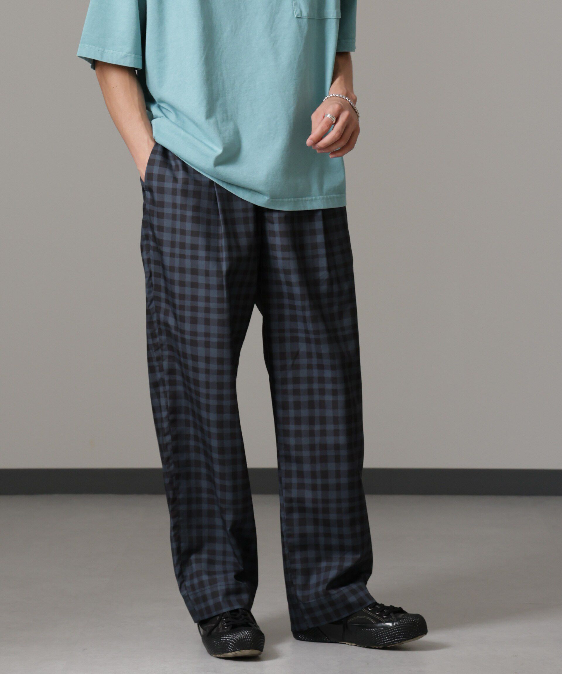 nano･universe「オリジナルパターンイージーパンツ」|チノ|