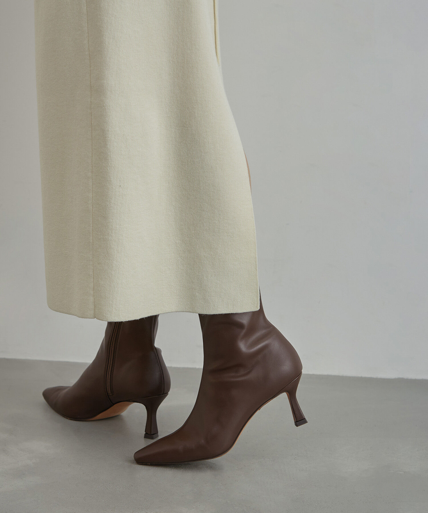 ROPE「【雑誌掲載】スクエアトゥストレッチショートブーツ」|その他|ダークブラウン(20)