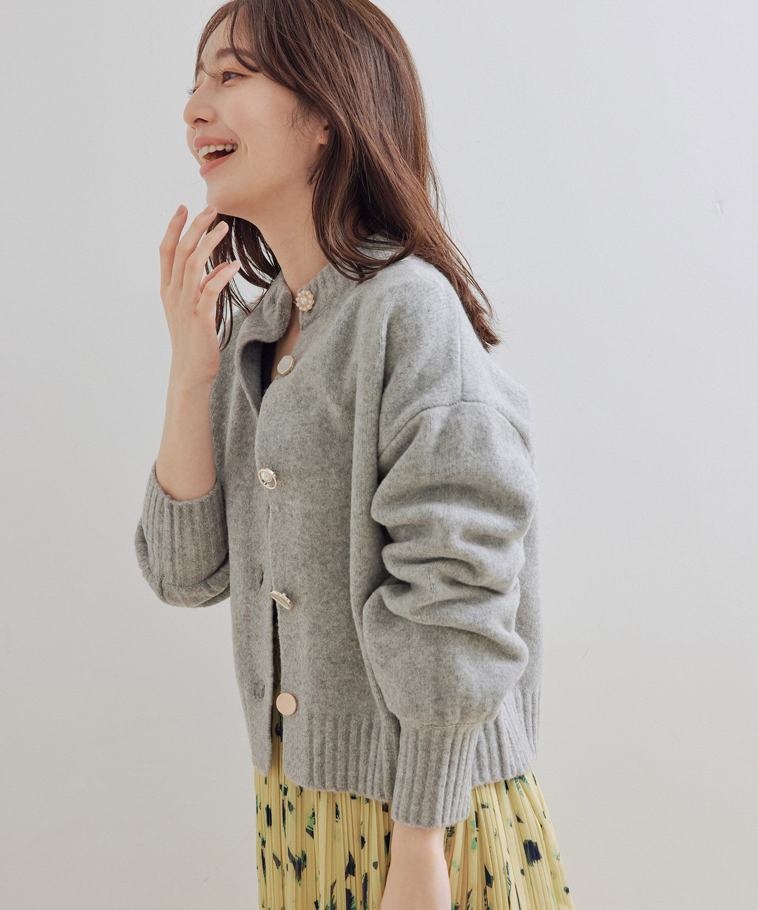VIS「【洗える】レトロ釦ボリュームスリーブカーディガン」|カーディガン|