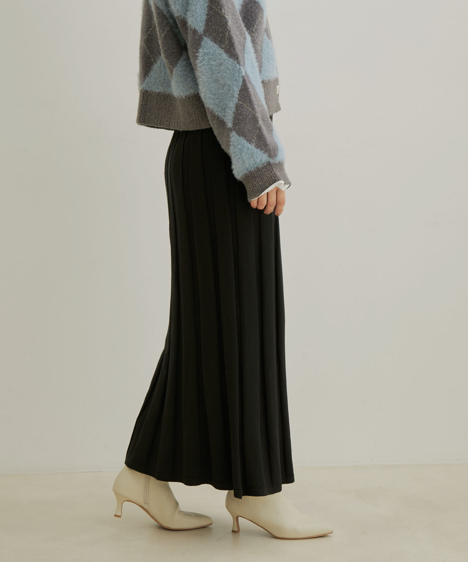 VIS「【セットアップ対応】【洗える】プリーツニットスカート」|スカート|ブラック(01)