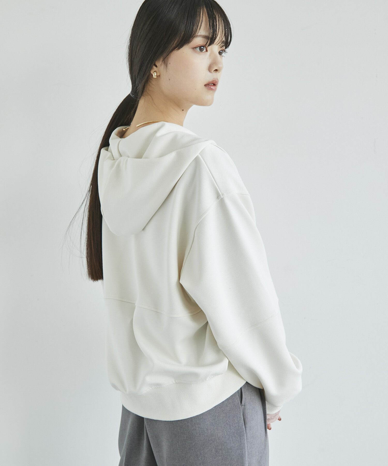 VIS「【洗える】ポンチショートパーカー」|パーカー|