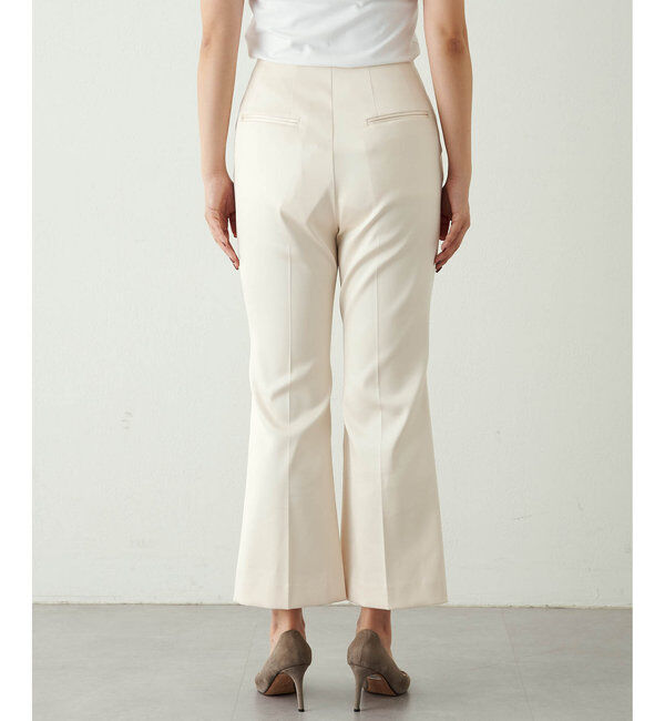  「ストレッチサテンフレアパンツ」|チノ|