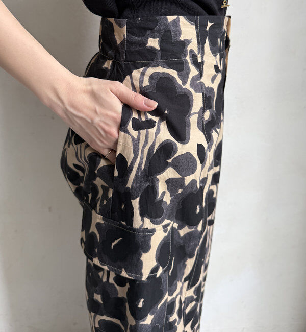  「【WEB限定】フラワープリントワイドパンツ」|チノ|