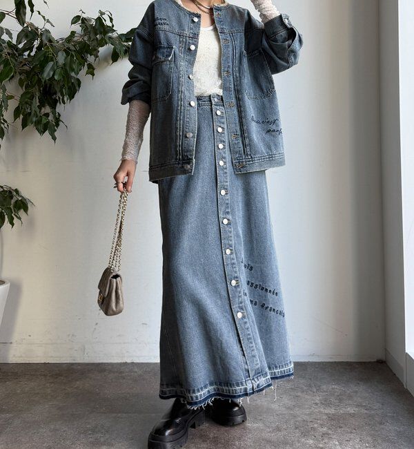  「【WEB限定】デニム刺繍フロントボタンスカート」|スカート|