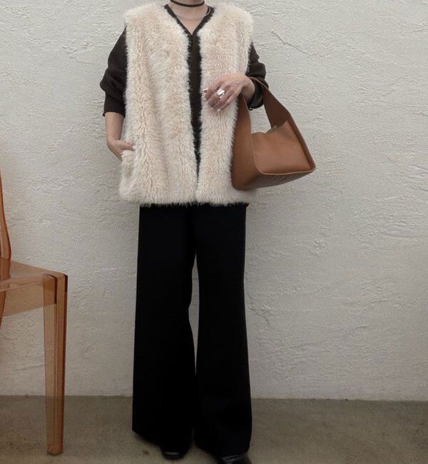  「【CHIKAコラボ】【着やせ&times;時短おしゃれ】タイ付き総針Vネックニット」|ニット・セーター|