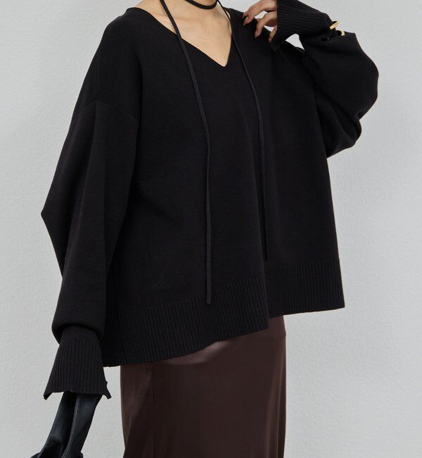  「【CHIKAコラボ】【着やせ&times;時短おしゃれ】タイ付き総針Vネックニット」|ニット・セーター|