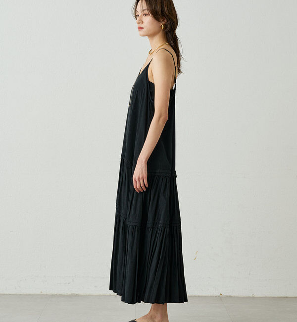  「【3サイズ展開】サテンティアードキャミワンピース」|ワンピース|