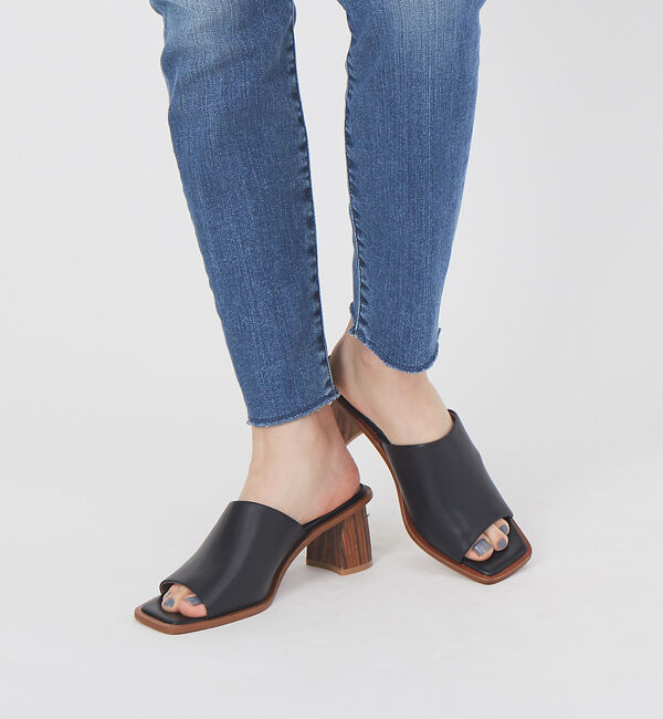 AU BANNISTER「ワイドスクエアミュール」|サンダル|