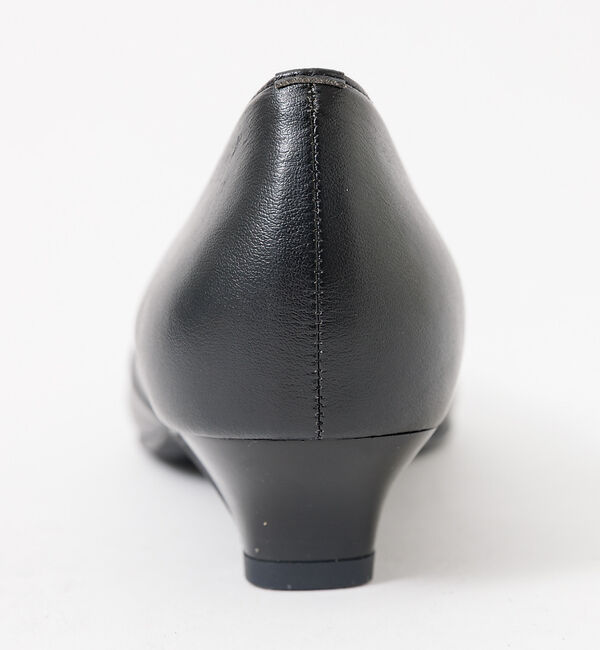 AU BANNISTER「【販売店舗限定】晴雨兼用Vカットパンプス」|パンプス|