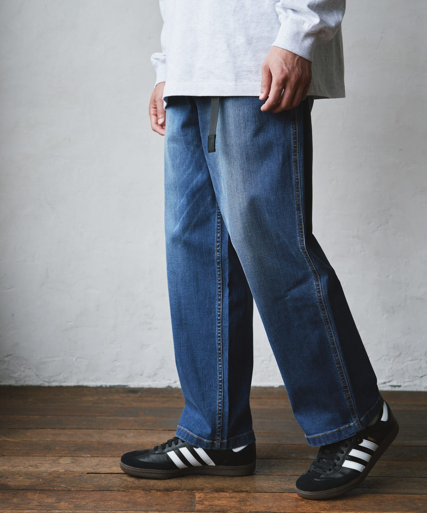 URBAN RESEARCH DOORS「『別注』Gramicci　Mountain Wide Pants」|デニム|