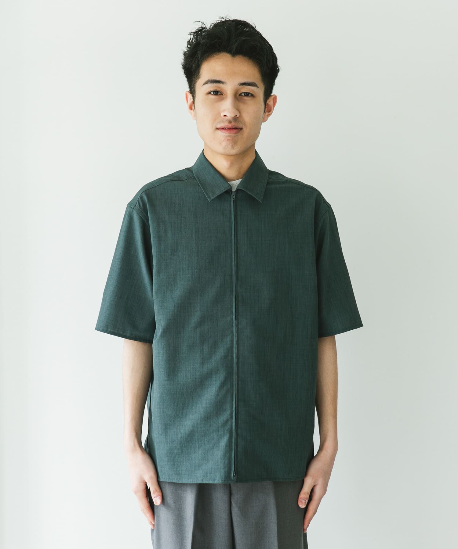 URBAN RESEARCH DOORS「『UR TECH DRYLUXE』ZIP SHIRTS」|シャツ・ブラウス|