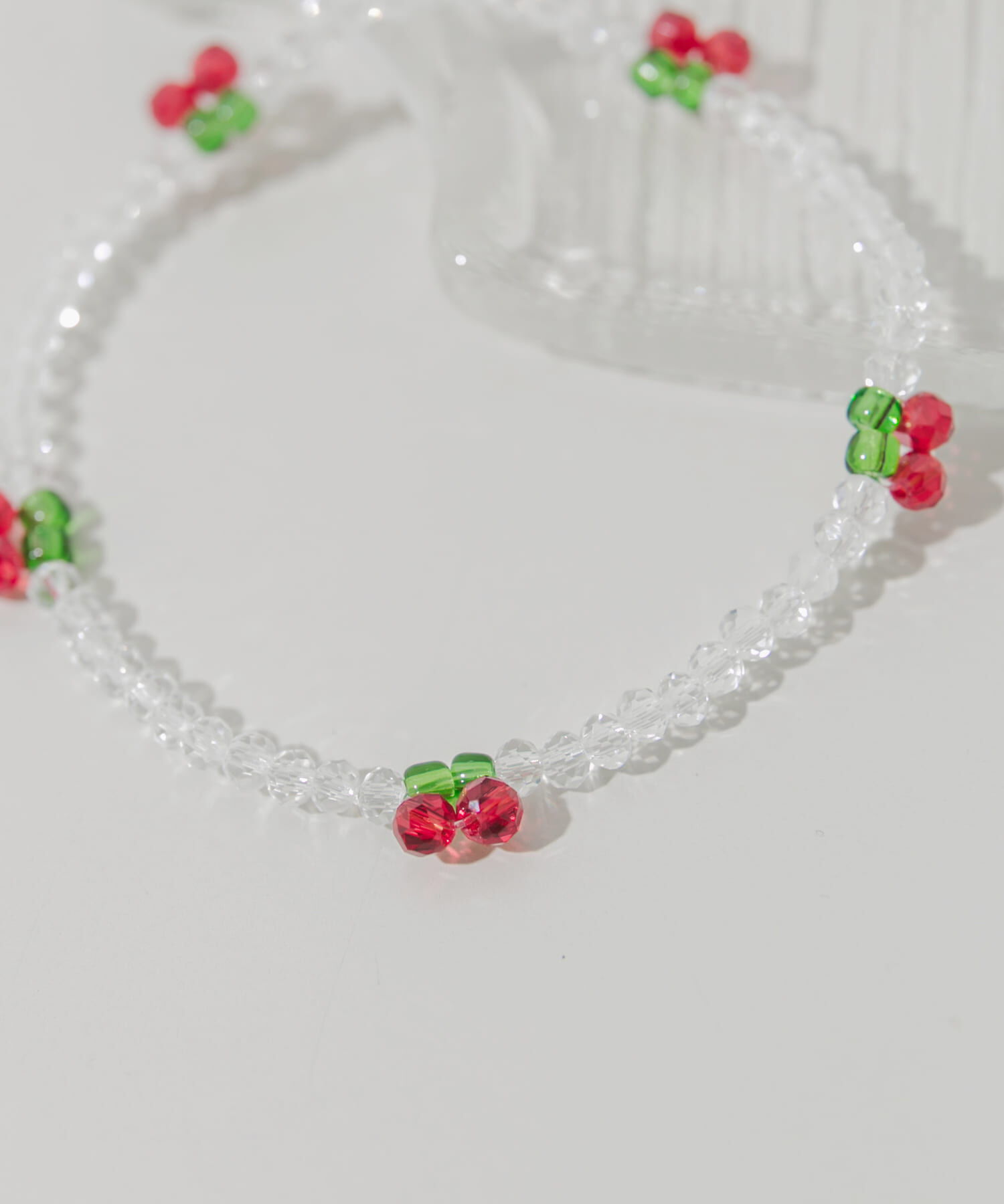 SMELLY「チェリーモチーフクリアビーズブレスレット」|ブレスレット・バングル|