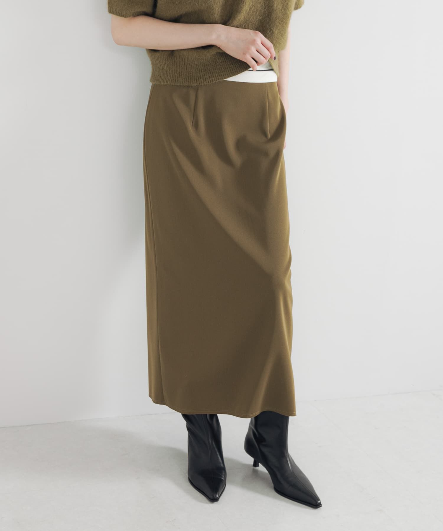 URBAN RESEARCH「マーベルトストレートミディスカート」|スカート|カーキ