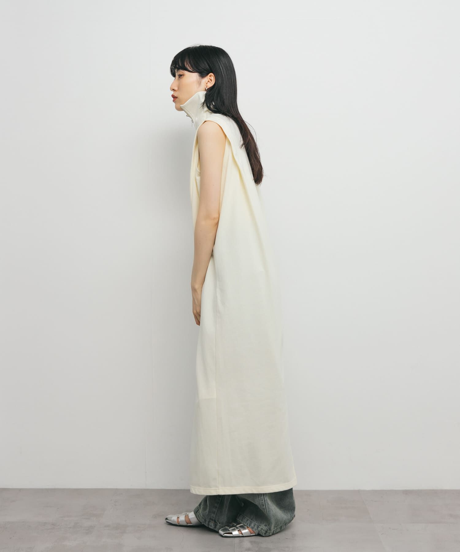  「ハーフZIPカットワンピース」|ワンピース|