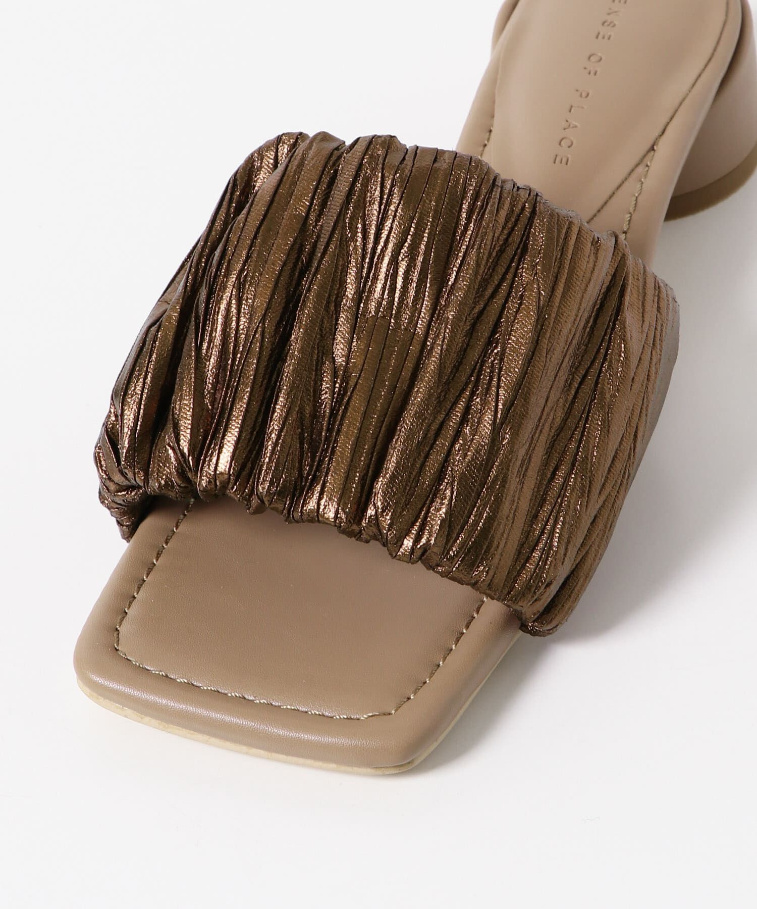 SENSE OF PLACE by URBAN RESEARCH「スクエアトゥメタリックギャザーサンダル」|サンダル|