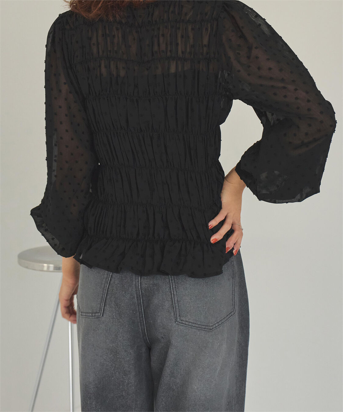 titivate「シアー楊柳ぽこぽこシャーリングトップス」|シャツ・ブラウス|