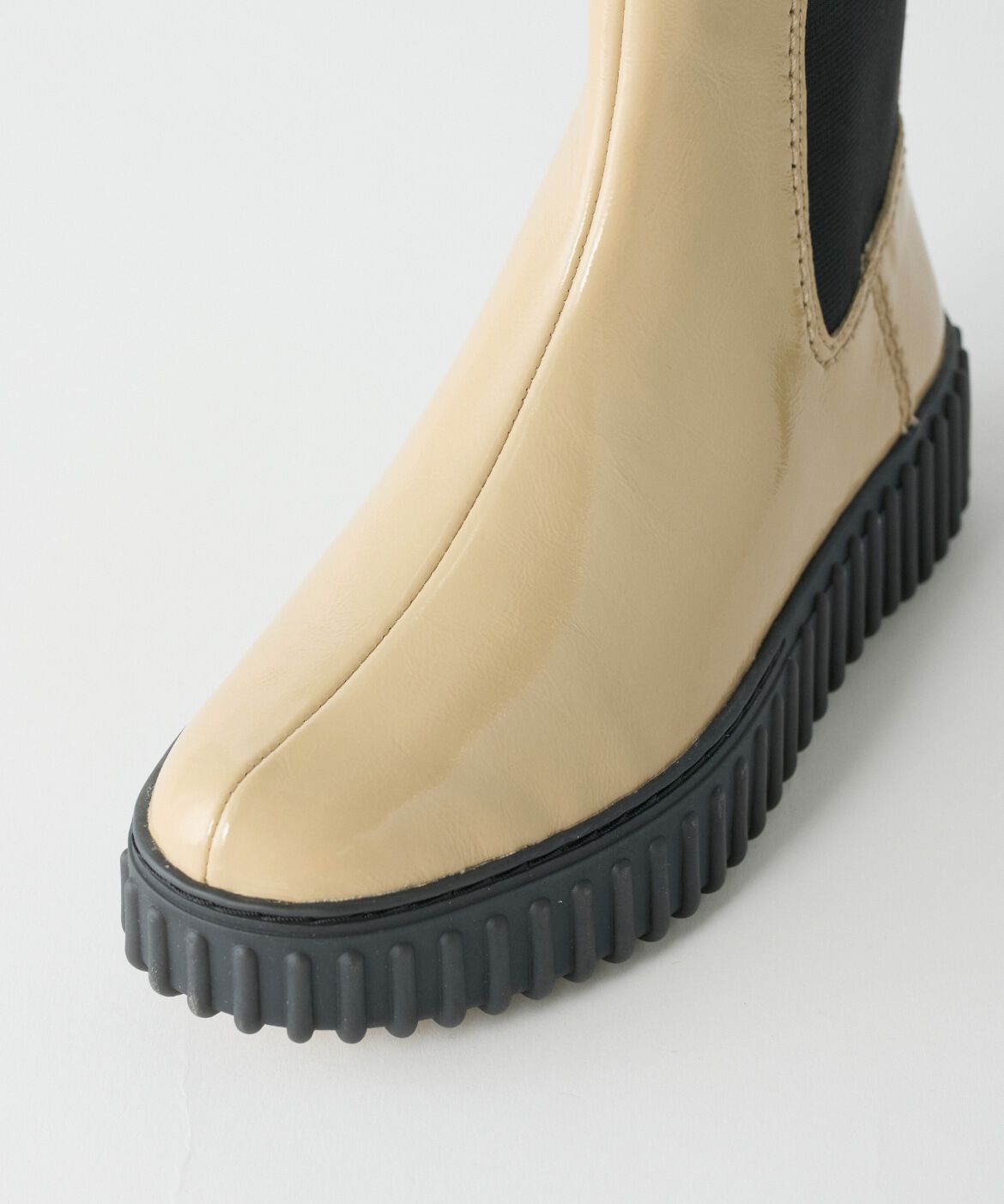 DAY by DAY it&rsquo;s international「トーヒルメープル/Torhill Maple《Clarks》」|ショートブーツ|