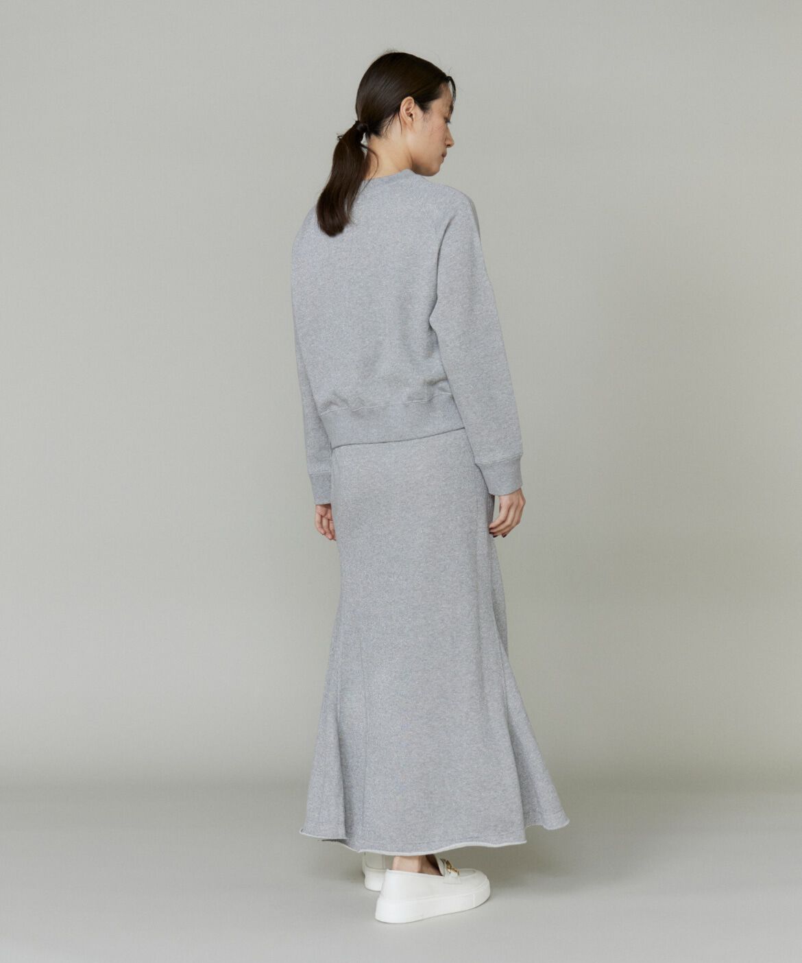 INED「ラメ裏毛プルオーバー《YVON》」|スウェット・ジャージ|