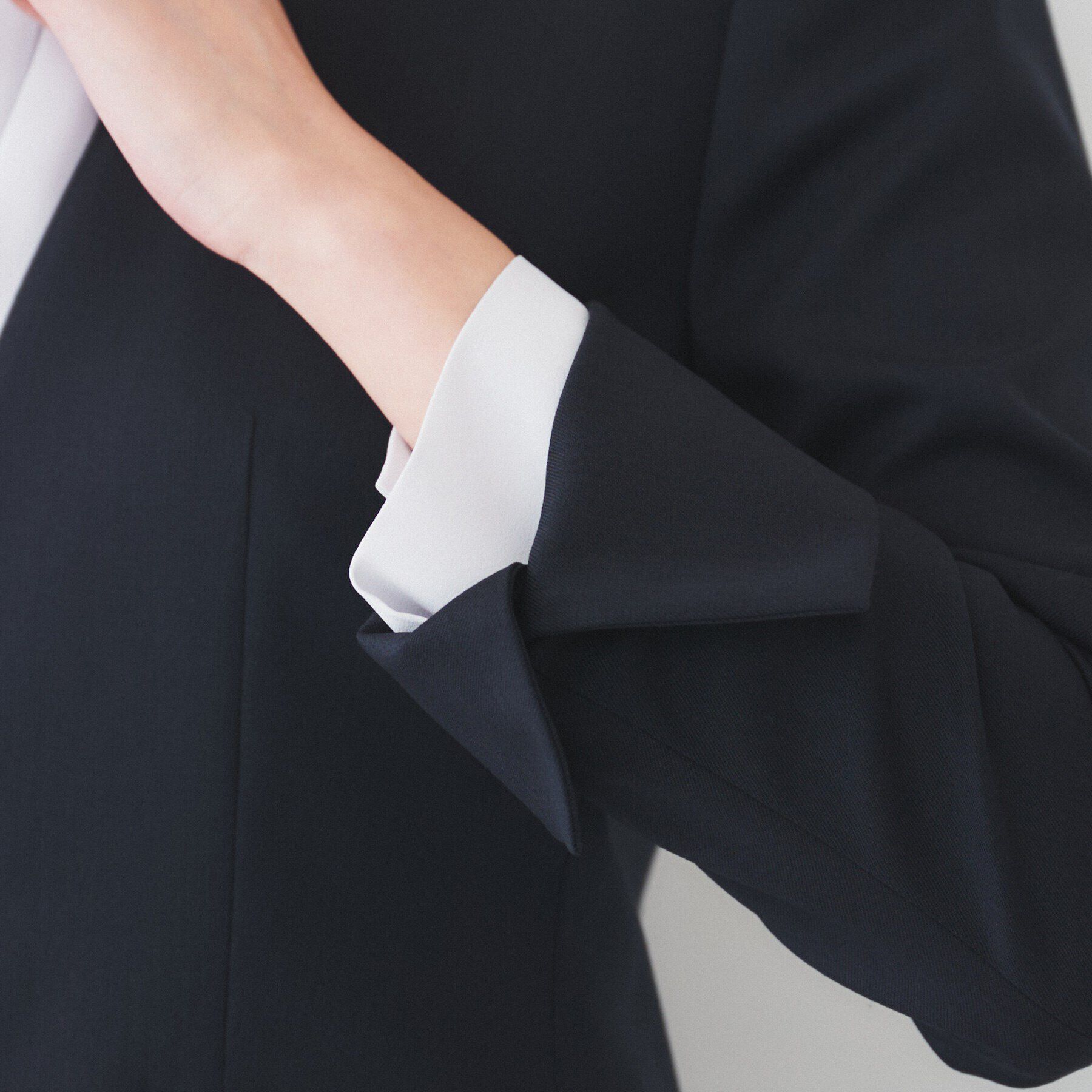 UNTITLED「レジェールギャバ 背抜きカラーレスジャケット」|ノーカラージャケット|