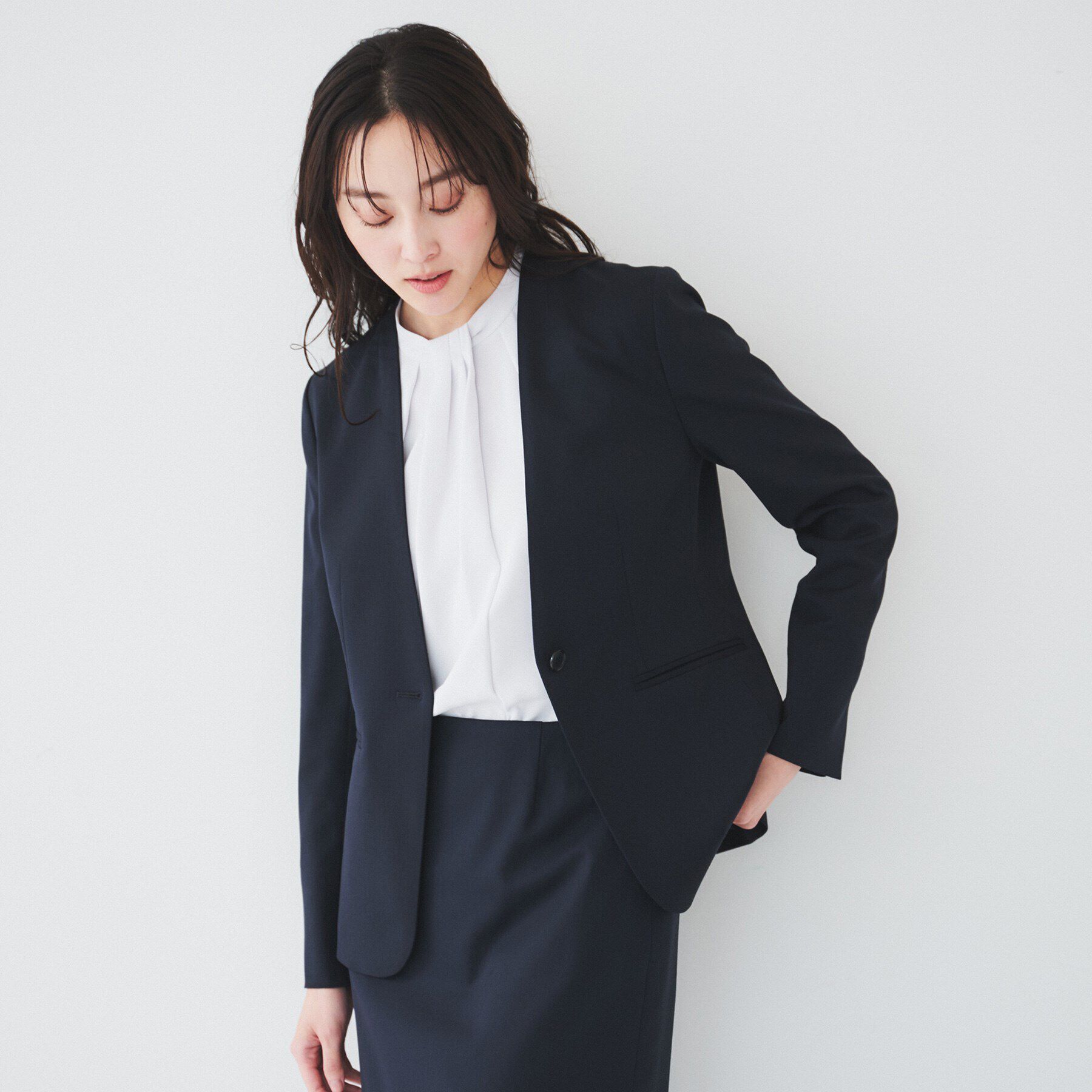 UNTITLED「レジェールギャバ 背抜きカラーレスジャケット」|ノーカラージャケット|ネイビー(094)