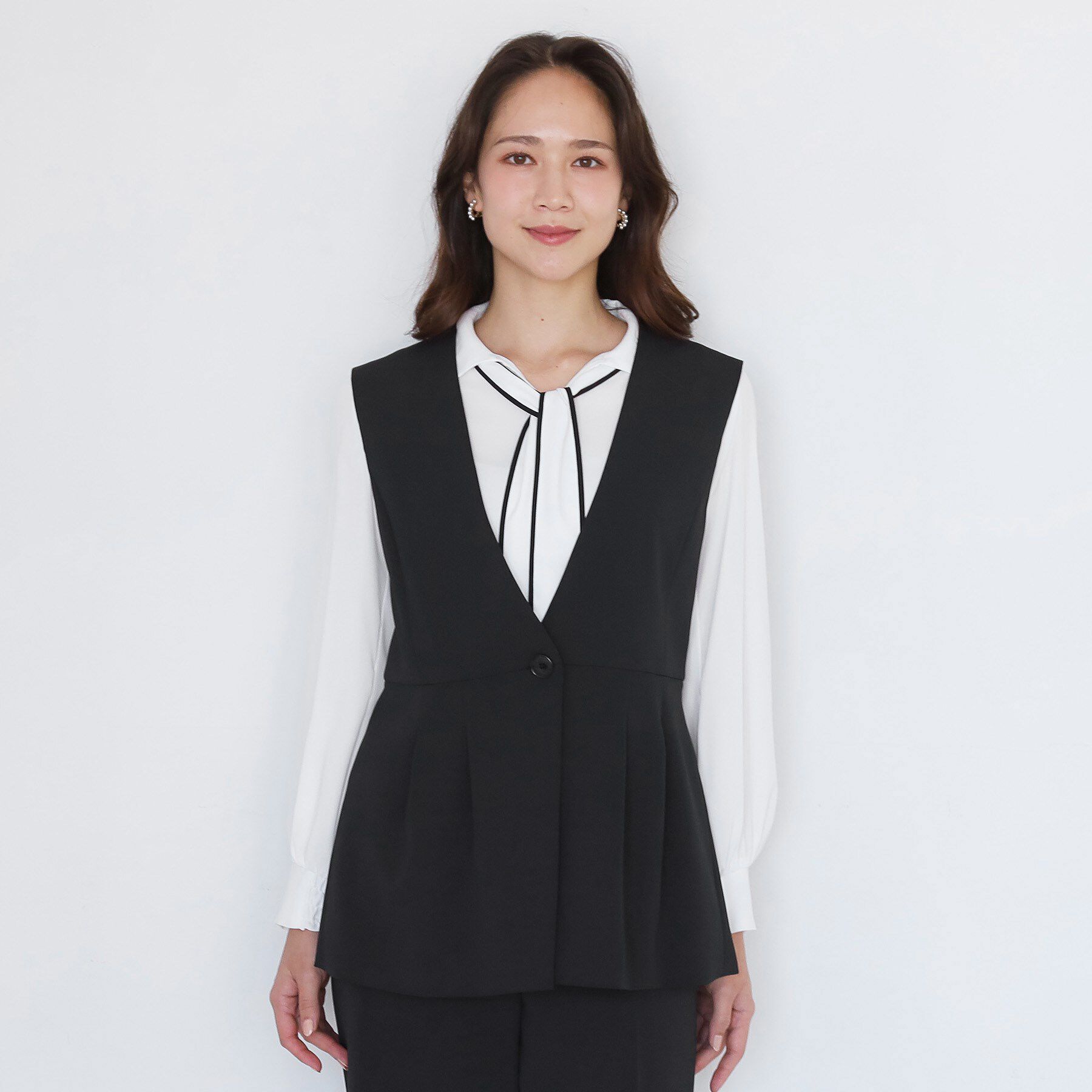 COUP DE CHANCE「【手洗い可／日本製／伸縮性／セットアップ可】カラーレスのジレ」|ベスト・ジレ|