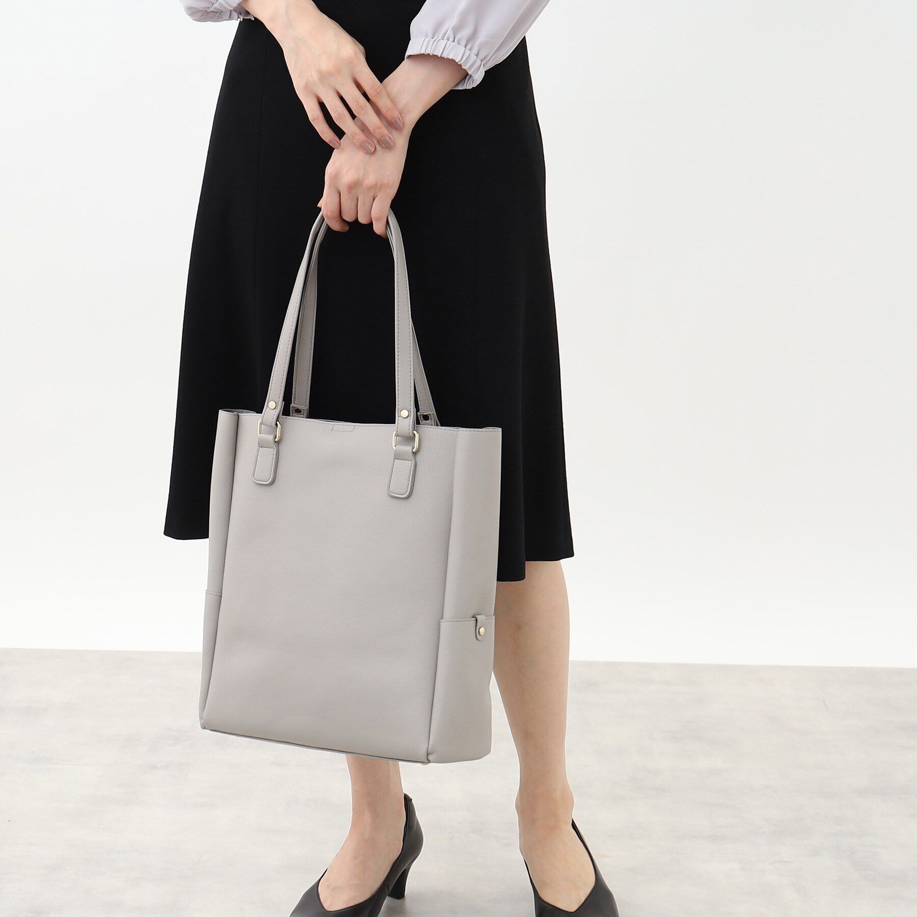 Reflect「【コートの上からでも肩掛けしやすい！パソコン収納可／WEB限定カラーあり】&rsquo;24秋冬 毎日バッグ」|トートバッグ|