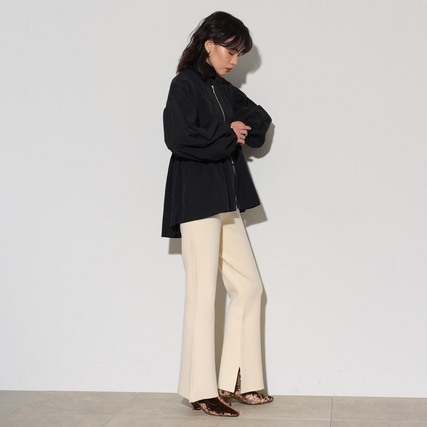 GALLEST「ノーカラーぺプラムブルゾン」|ブルゾン・スタジャン|