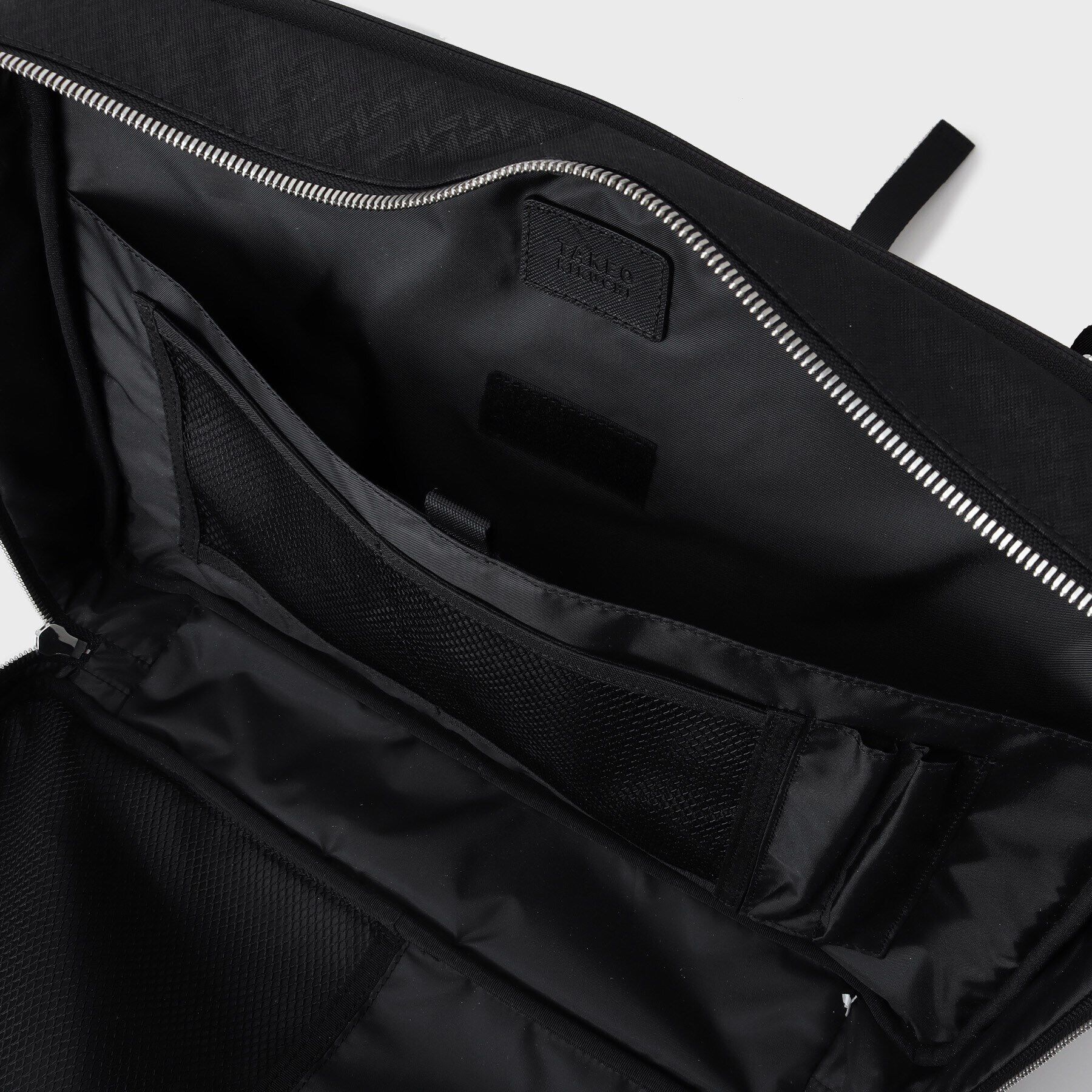 TAKEO KIKUCHI「【3WAY/15インチPC対応】ヒートエンボス矢絣柄 バッグ」|リュック|