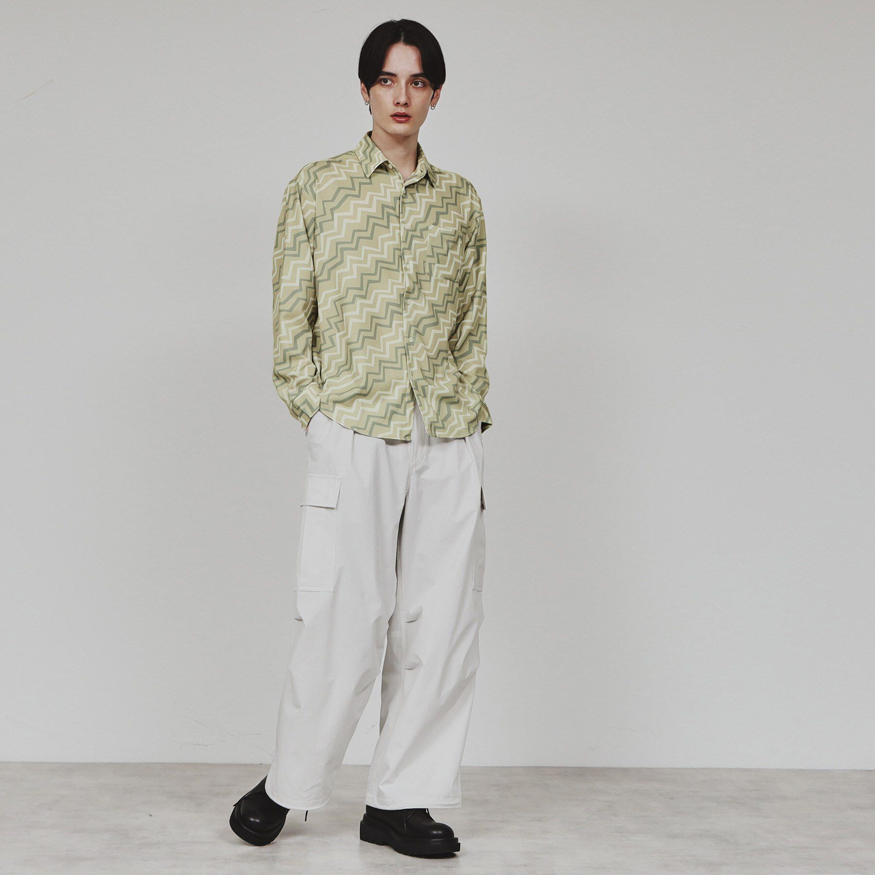 tk.TAKEO KIKUCHI「幾何学柄シャツ」|シャツ・ブラウス|