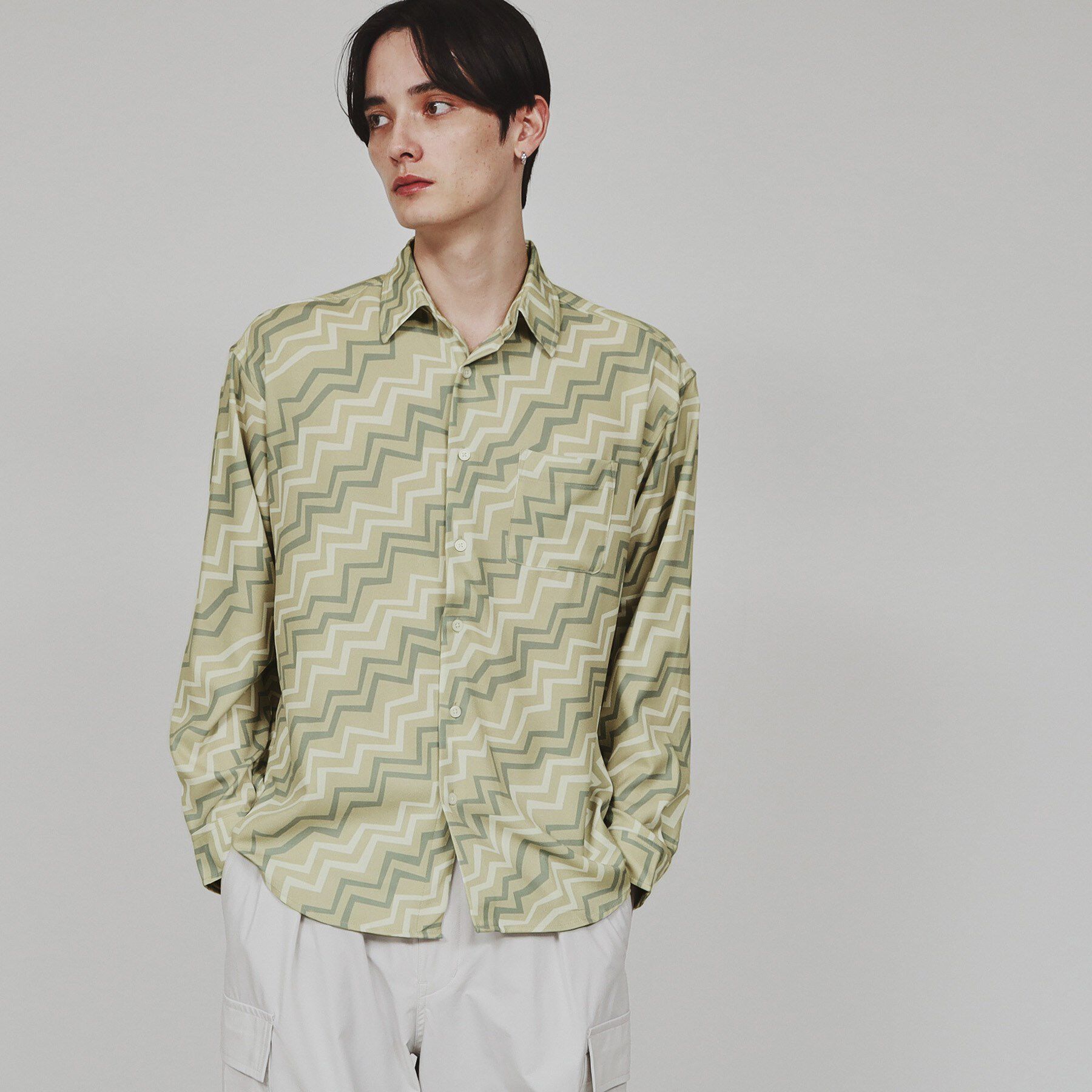 tk.TAKEO KIKUCHI「幾何学柄シャツ」|シャツ・ブラウス|