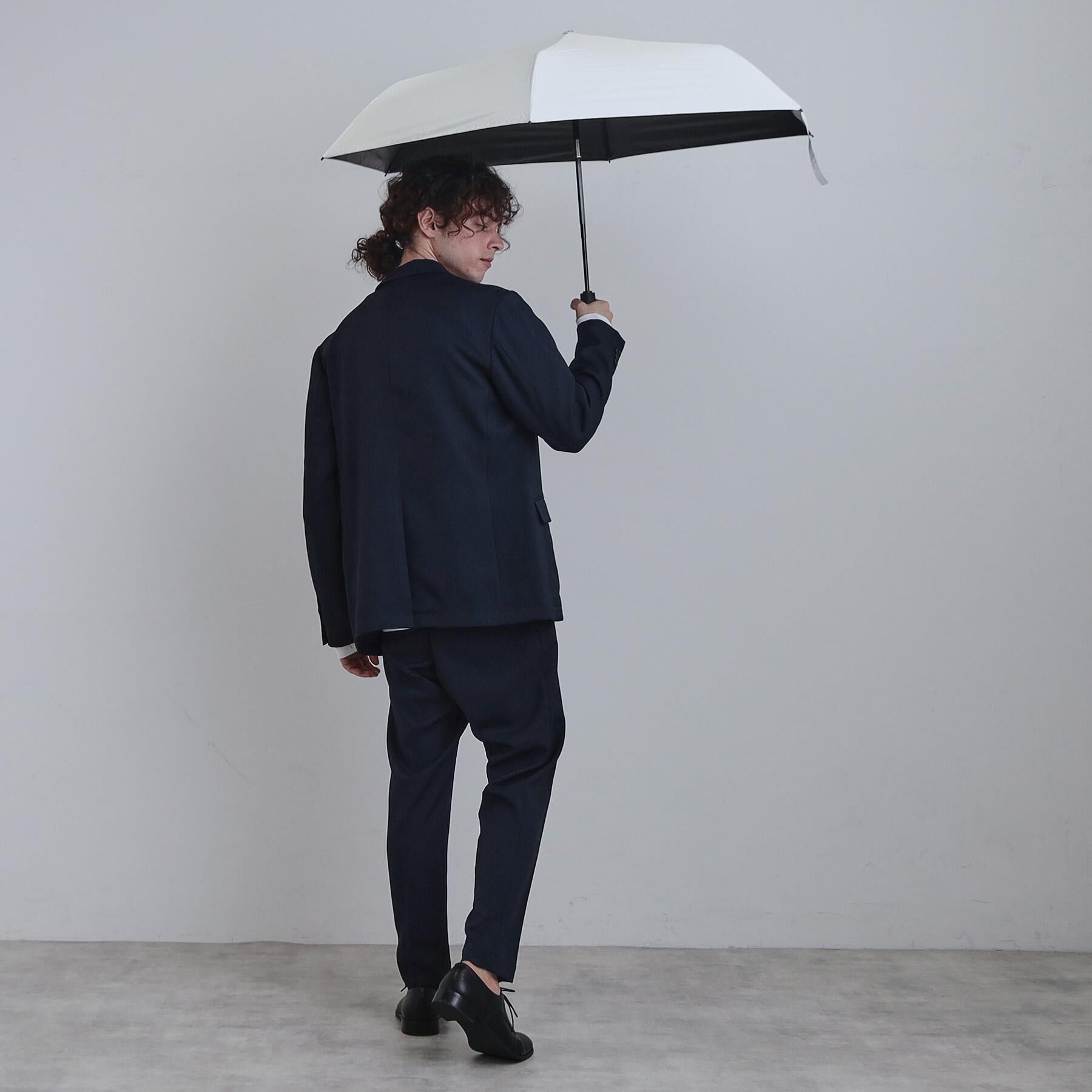 tk.TAKEO KIKUCHI「晴雨兼用折りたたみ傘／オリジナルカラビナ付」|傘|