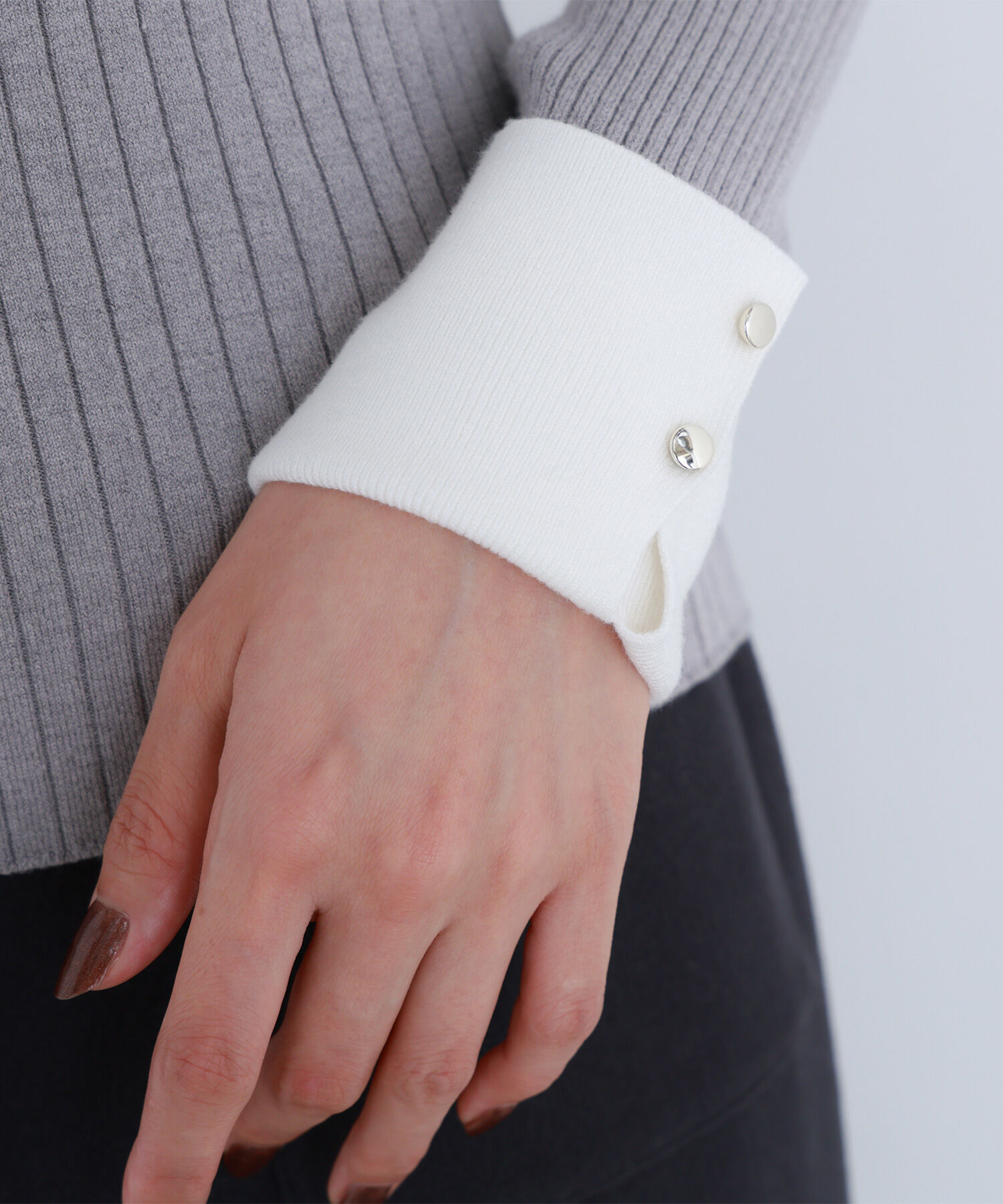  「フロントボタンバイカラーニット」|ニット・セーター|