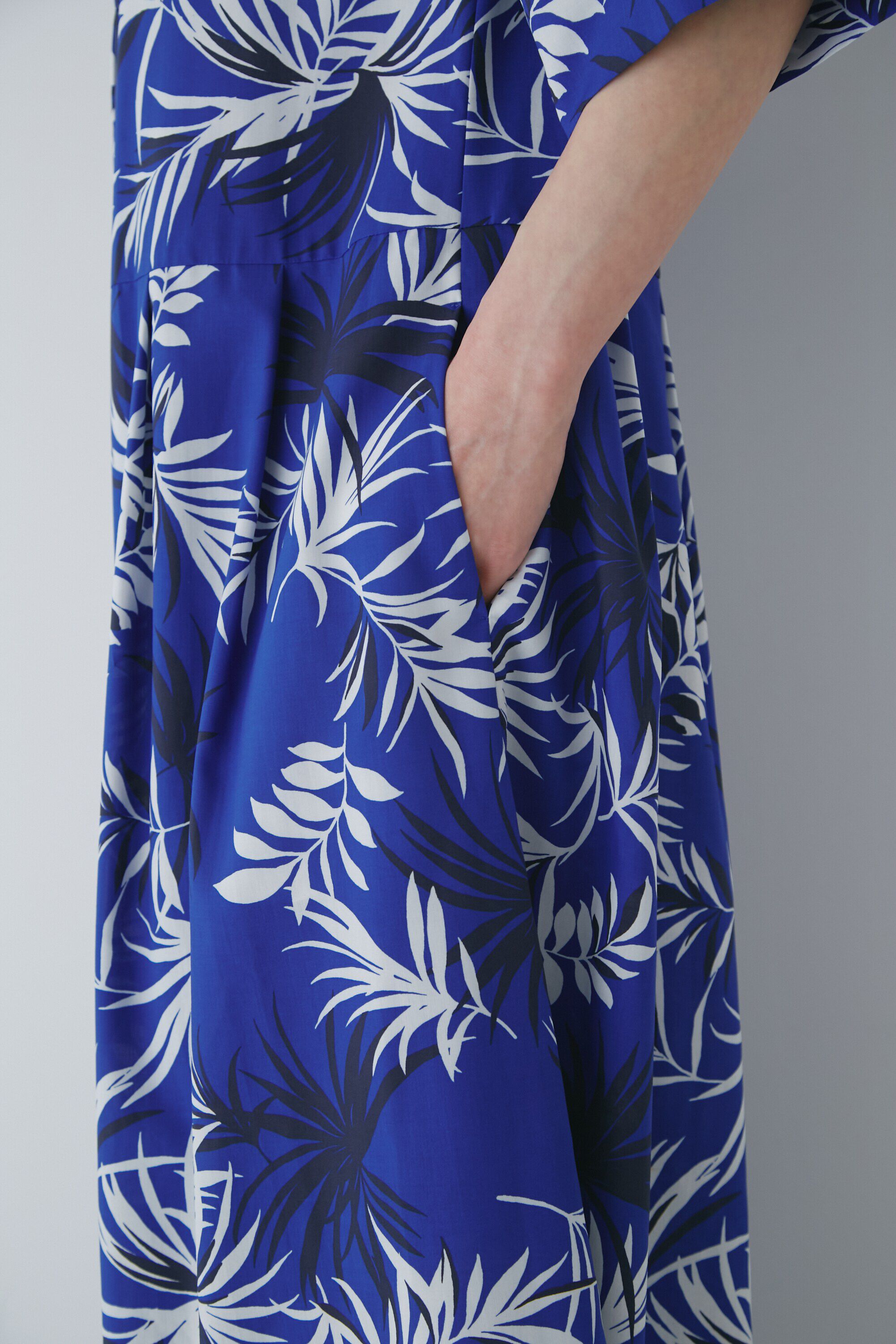  「◆リーフプリントワンピース」|ワンピース|