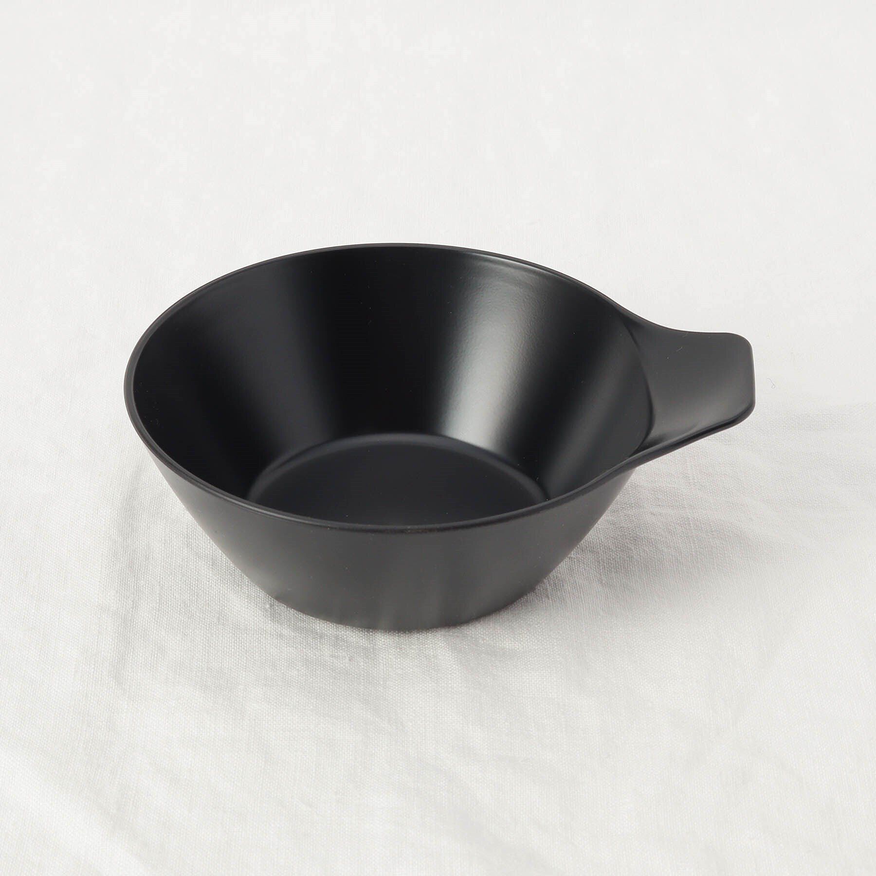 212 KITCHEN STORE「◆抗菌・撥水加工　持ちやすいとんすい 黒」|食器・キッチングッズ|