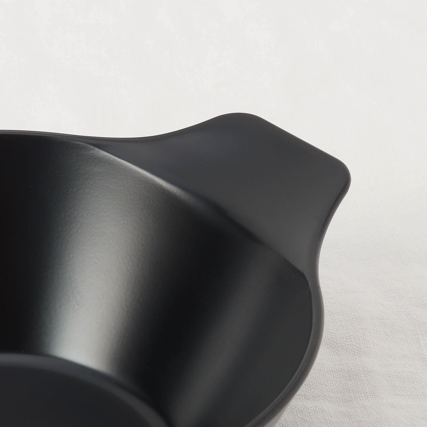 212 KITCHEN STORE「◆抗菌・撥水加工　持ちやすいとんすい 黒」|食器・キッチングッズ|