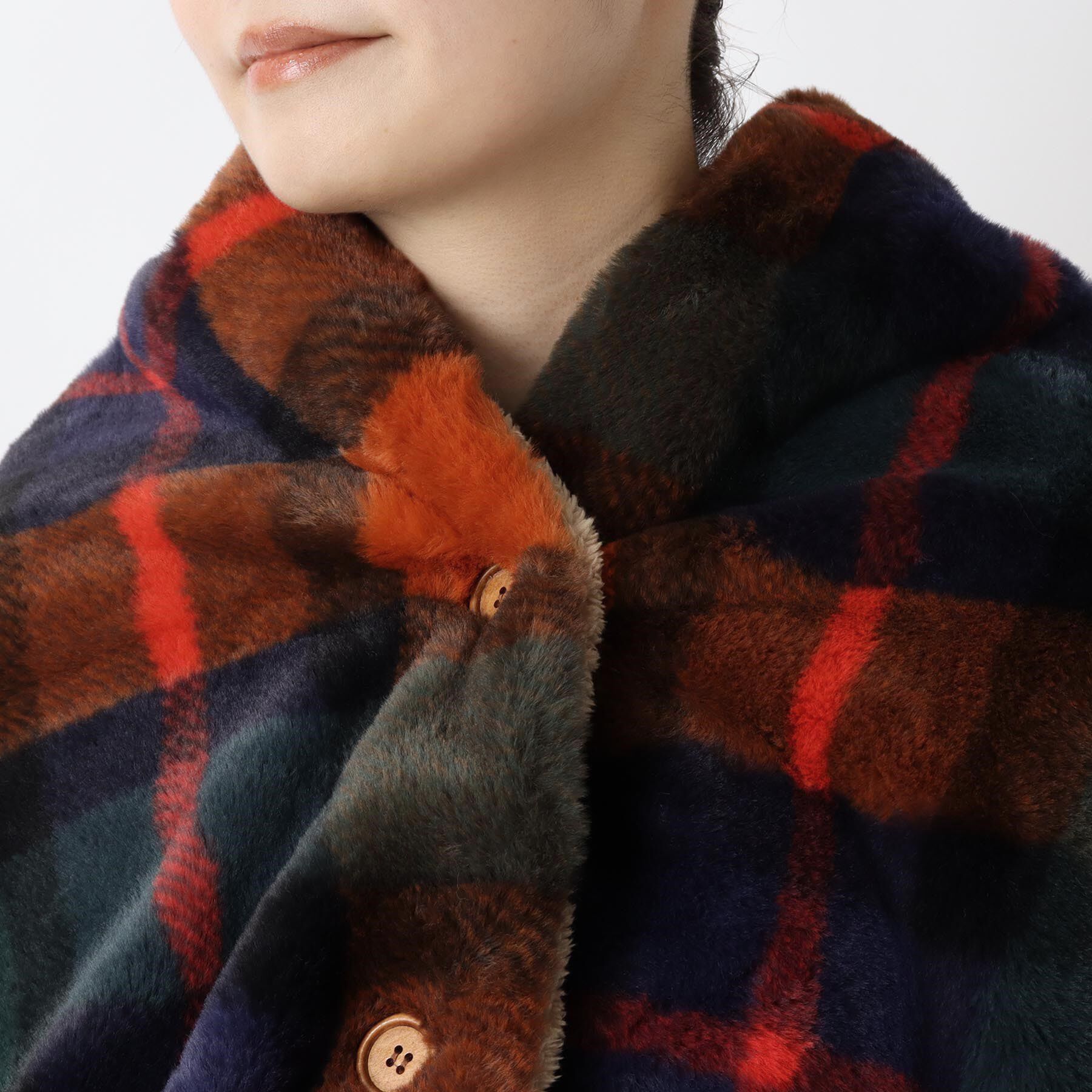 212 KITCHEN STORE「チェックファー ポンチョ ネイビー」|ブランケット|